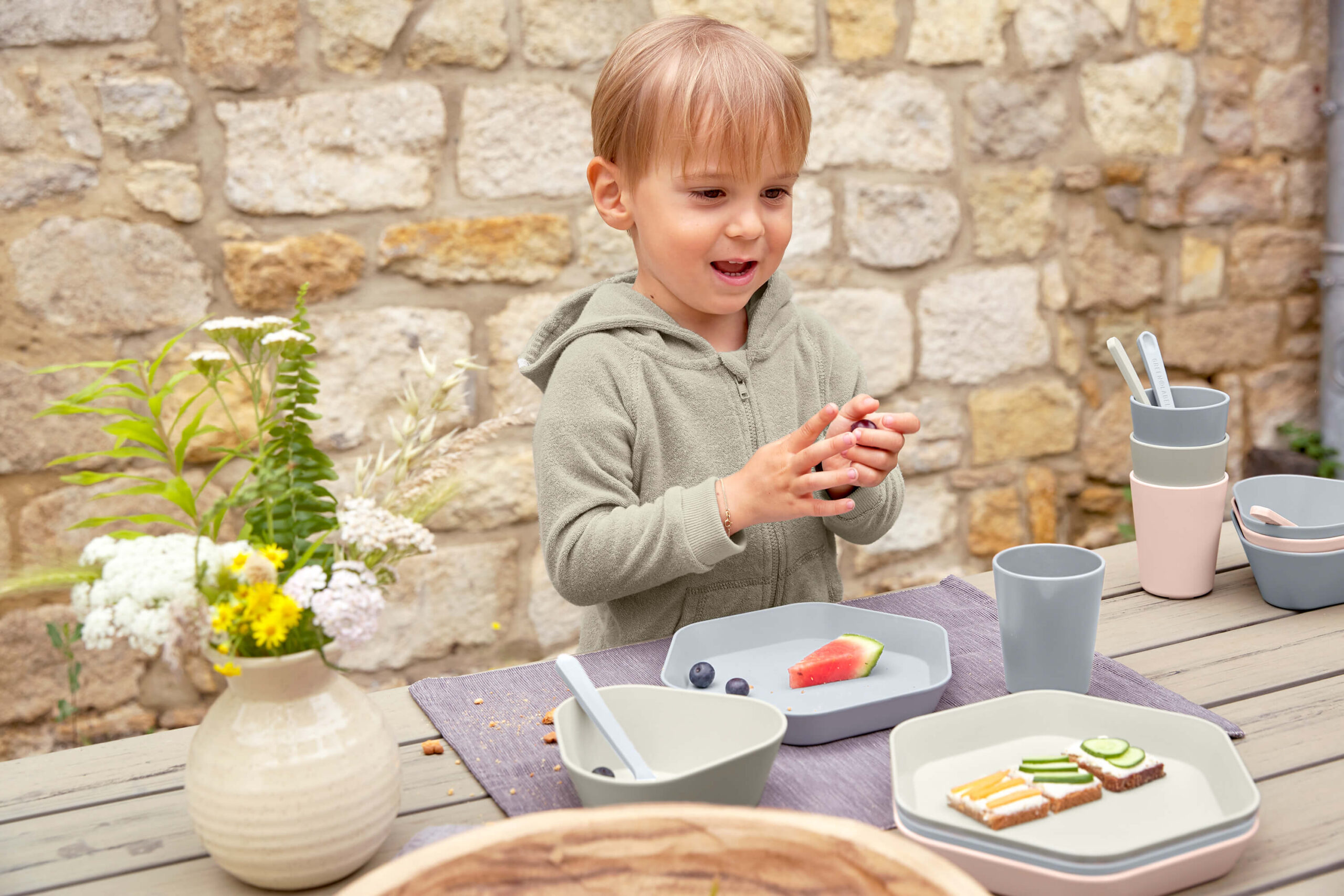 Babywelt Verkauf -Babywelt Verkauf 1310078265 Trinkbecher Kinder Geo grau Laessig 03 scaled